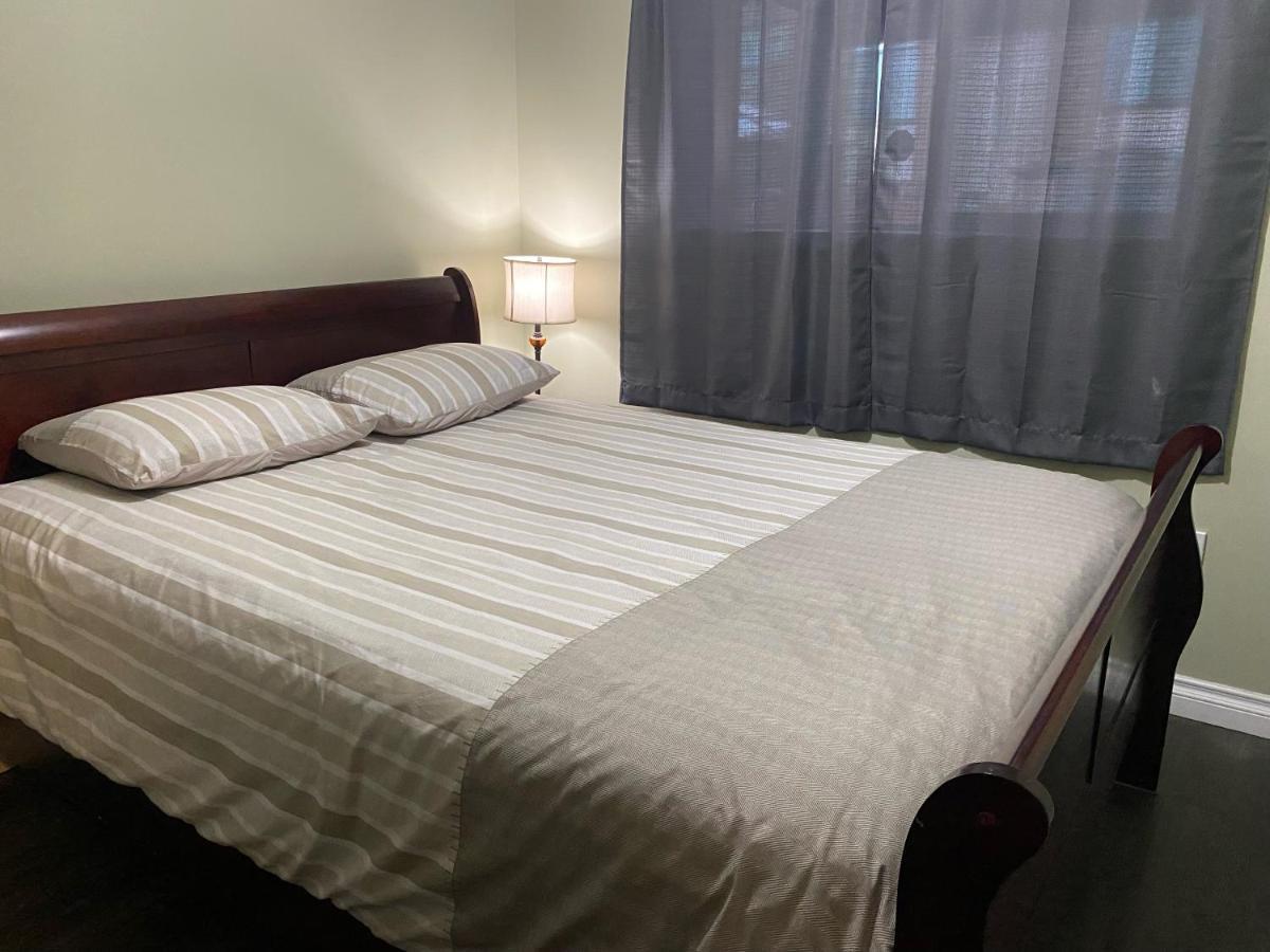 1 Bedroom Suite In Langford. Victoria Extérieur photo
